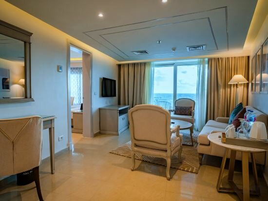 Junior Jacuzzi Suite