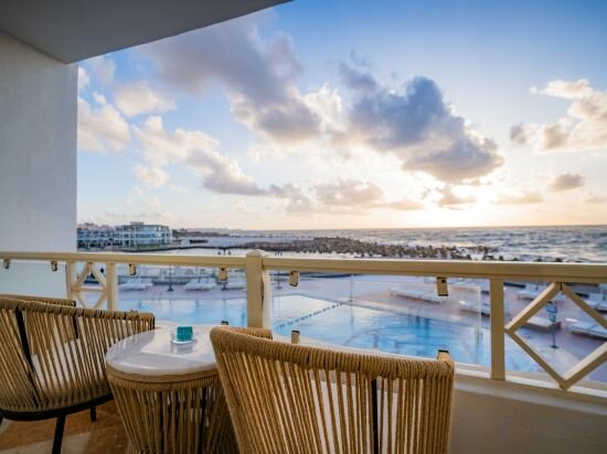 Junior Jacuzzi Suite