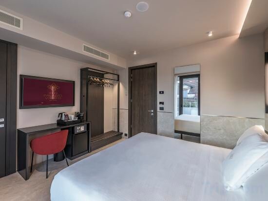 Double Room With Terrace