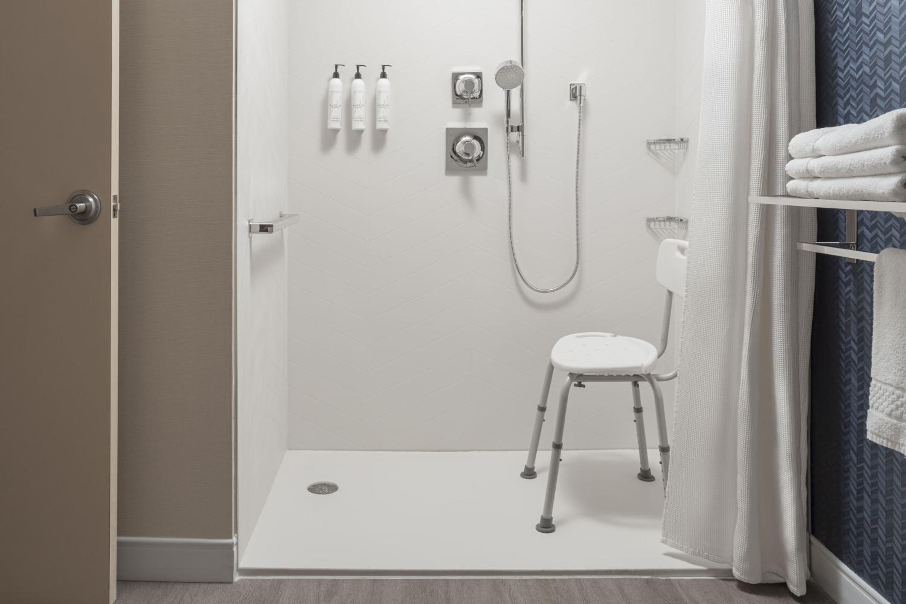 King Room - Hearing Accessible