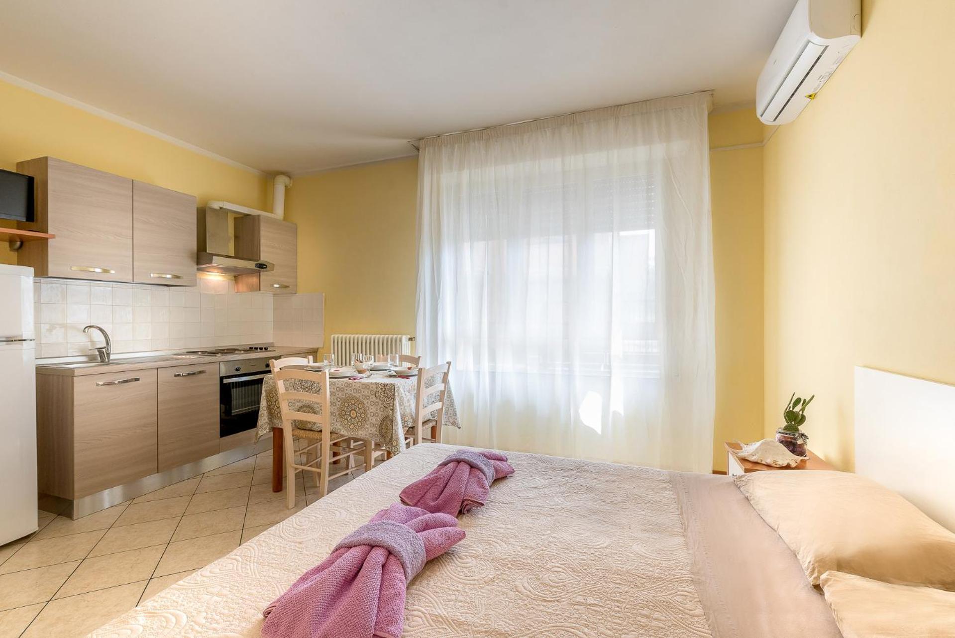 One Bedroom Apartment with Garden