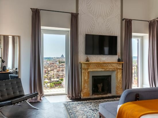 Panoramic Suite (with A City View, With Balcony)