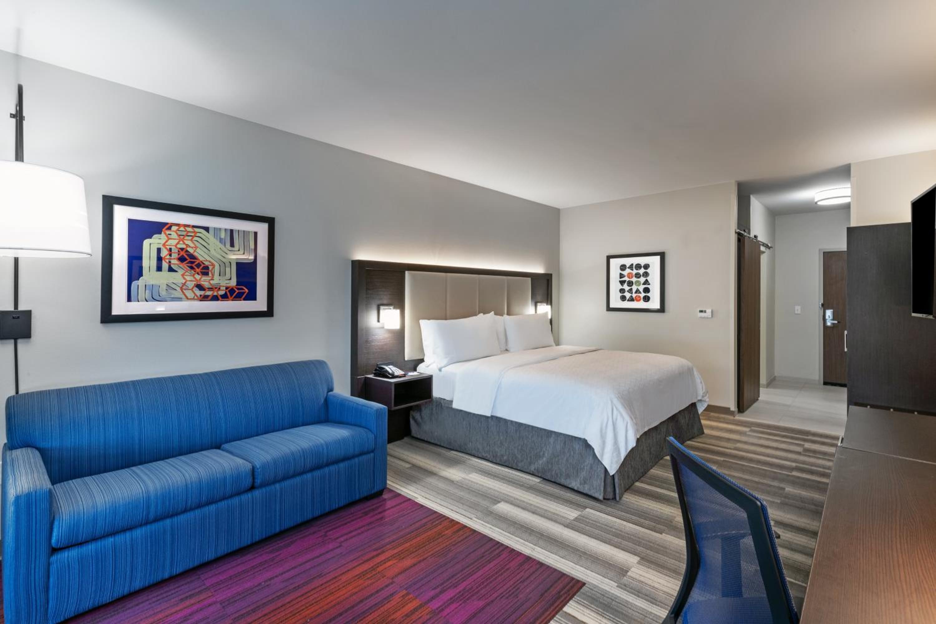 King Suite - Disability Access