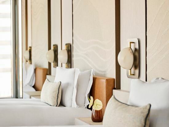 Landscape Room, Two Double