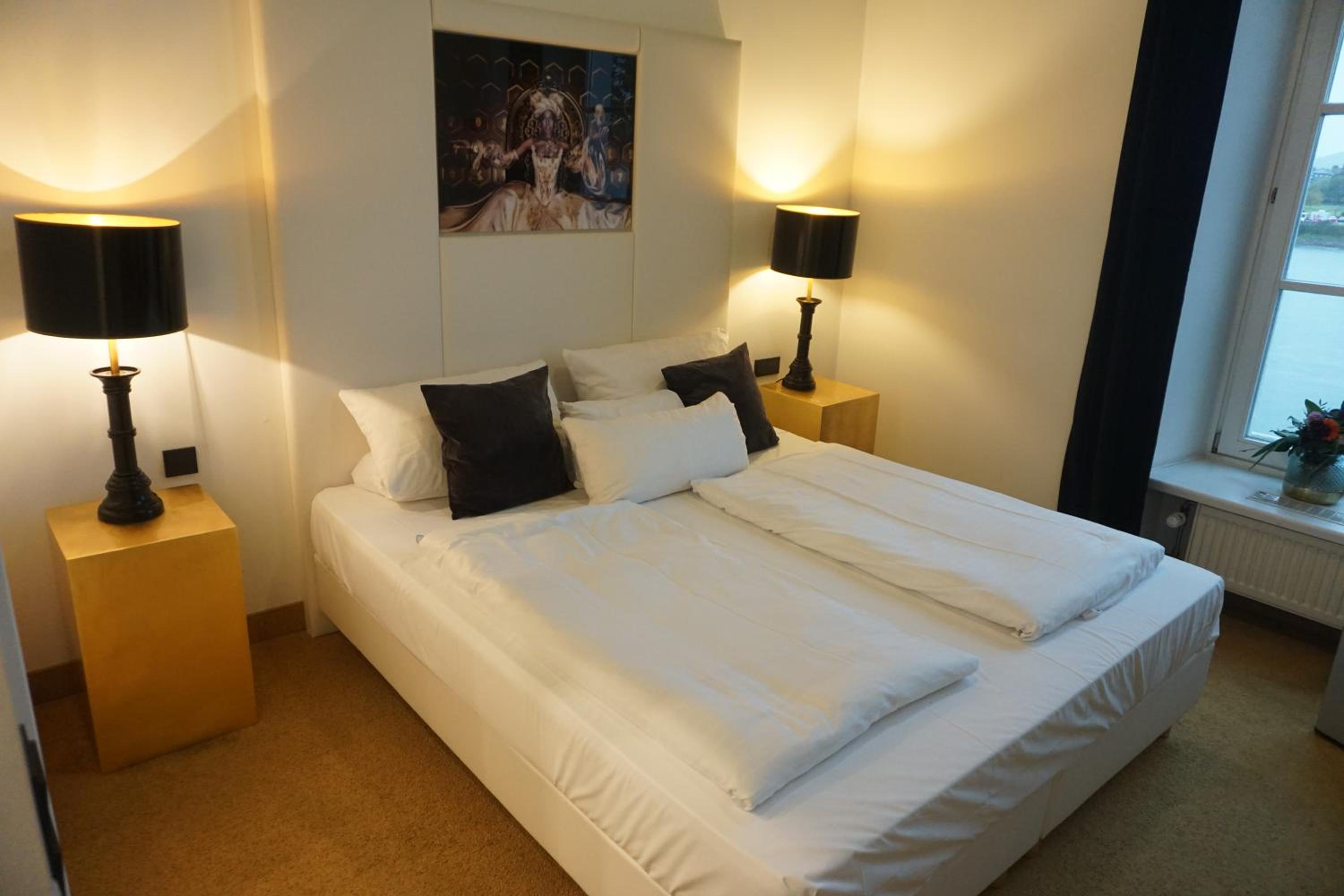 Suite with River View