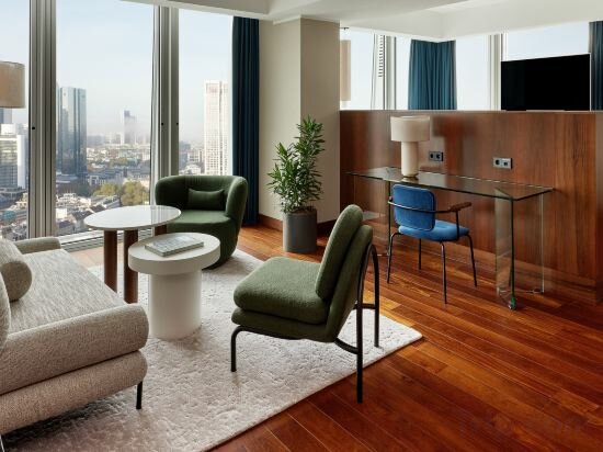 Panoramic King Suite Non Smoking