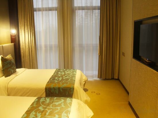 Leisure Suite