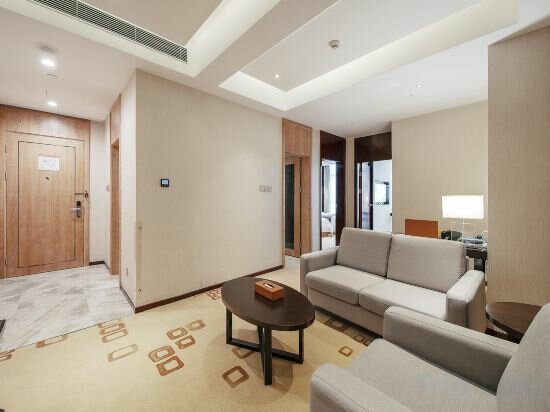 Leisure Suite