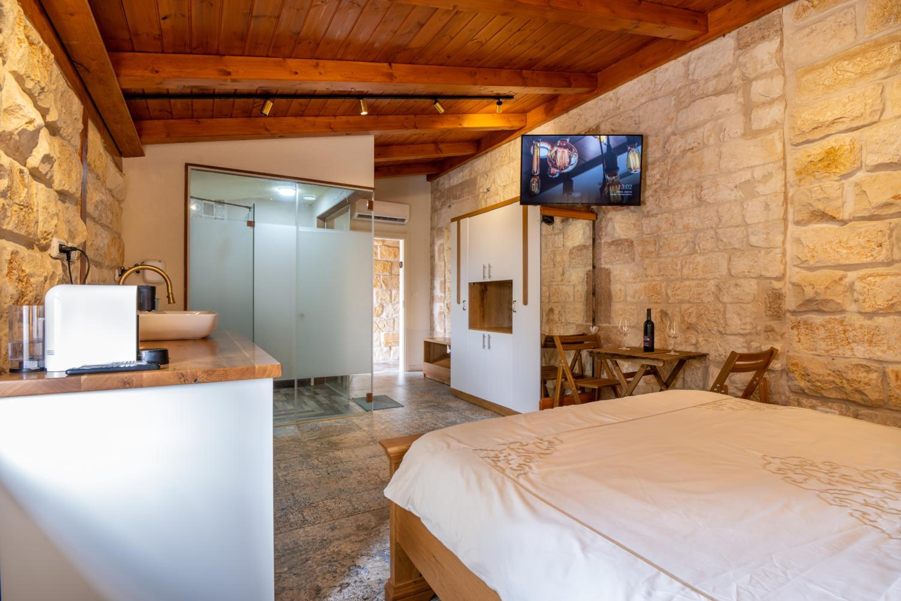 Deluxe Double or Twin Room with Balcony