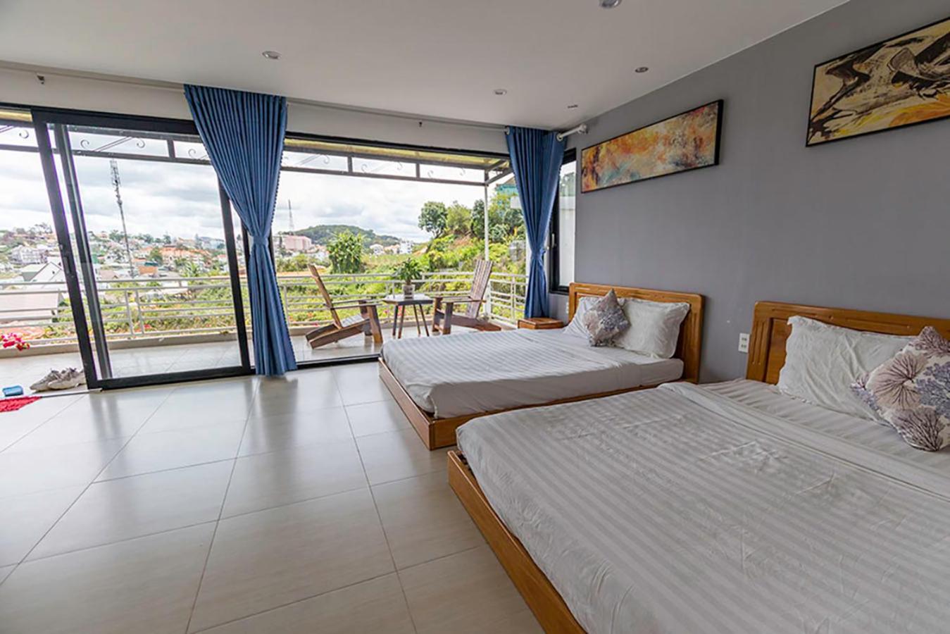 Quadruple Room with Mountain View