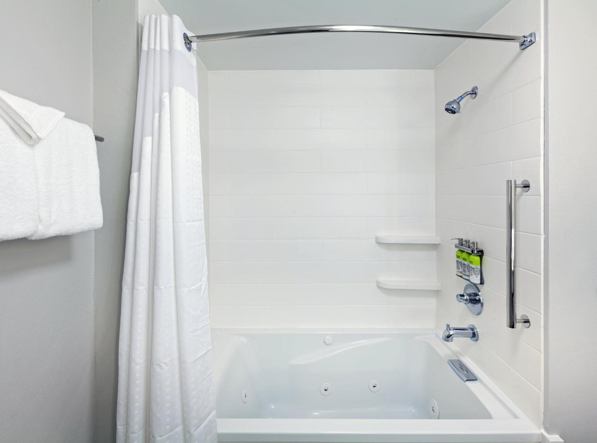 King Room with Jetted Tub