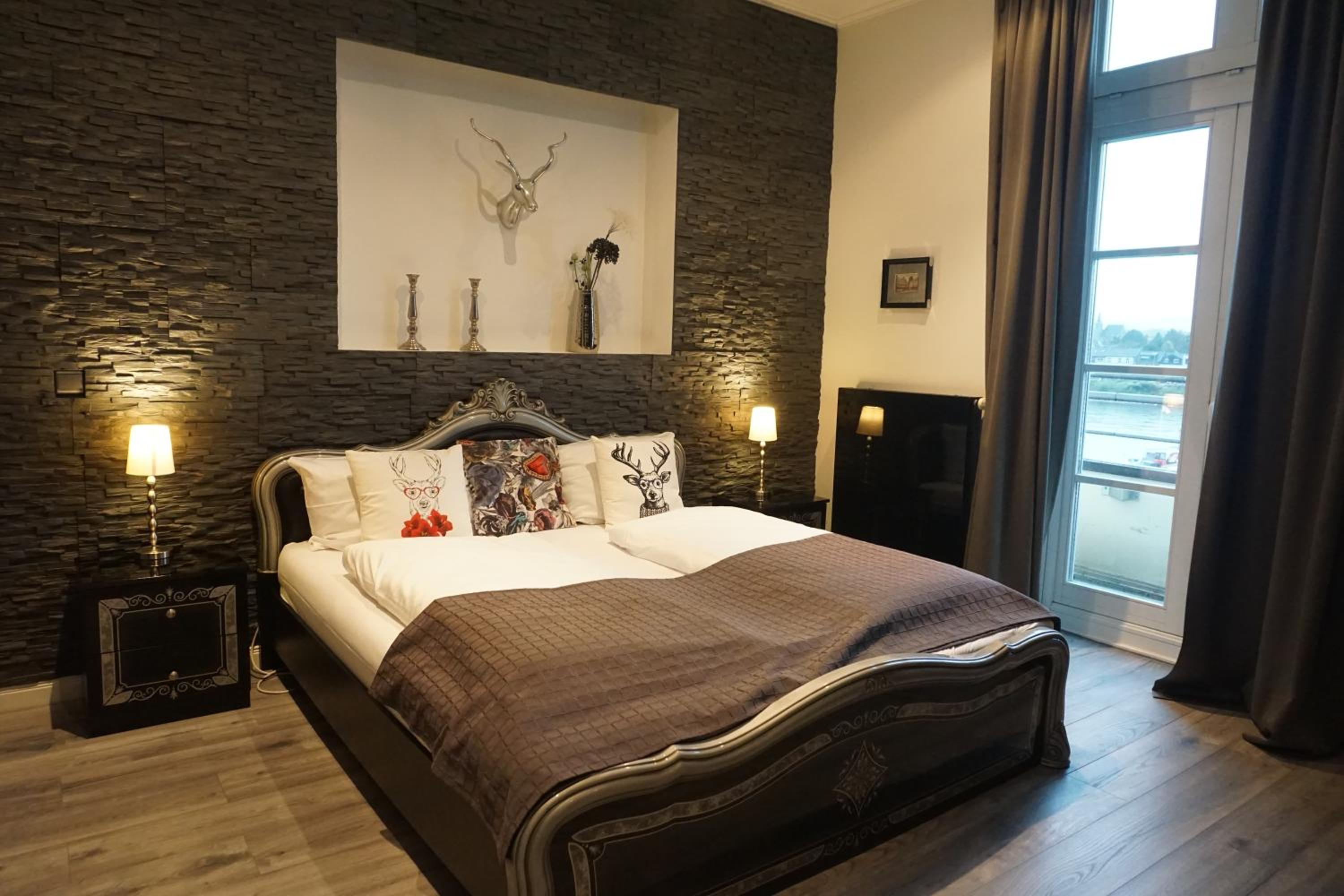 Comfort Double Room with River View