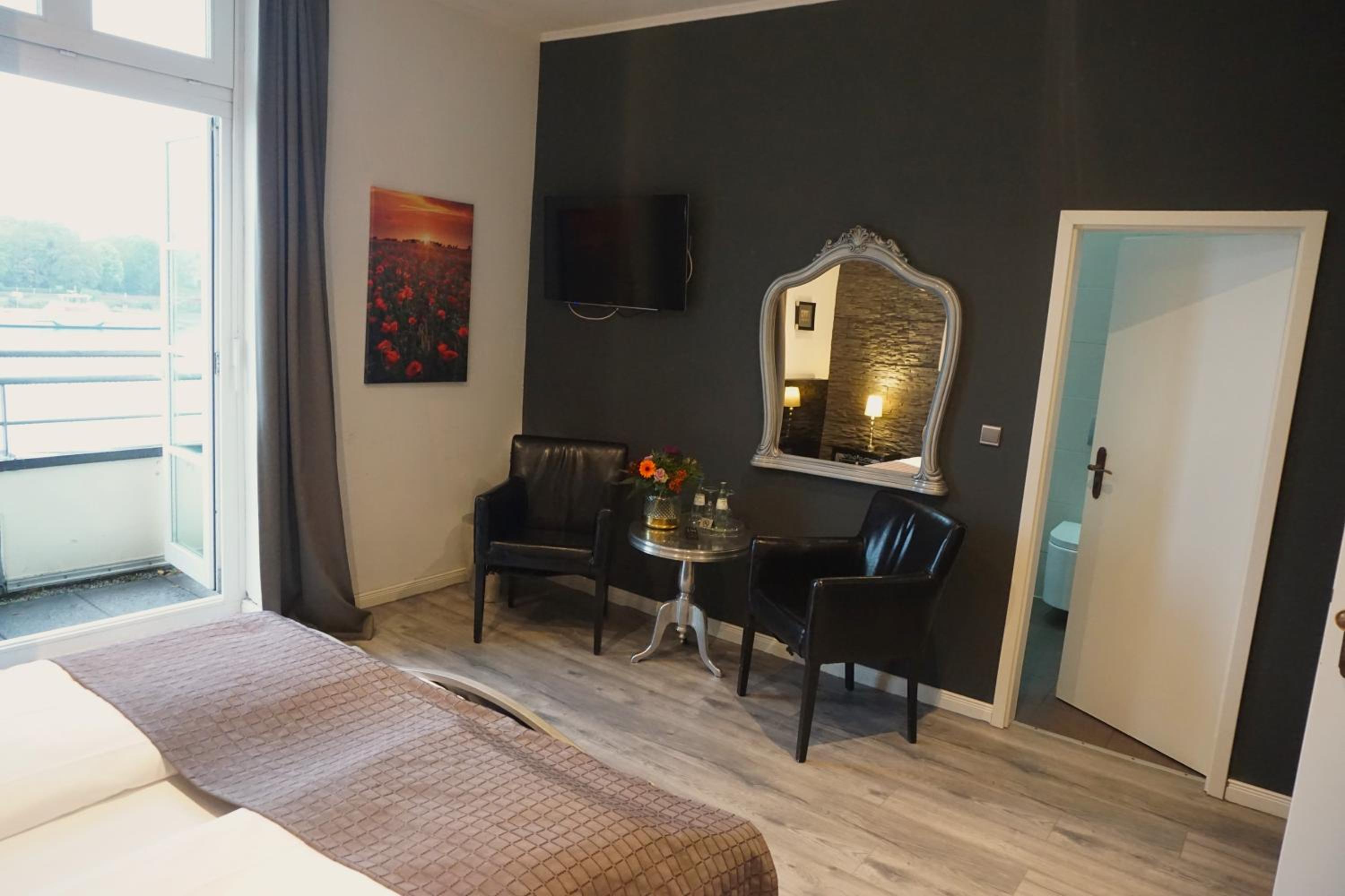 Comfort Double Room with River View