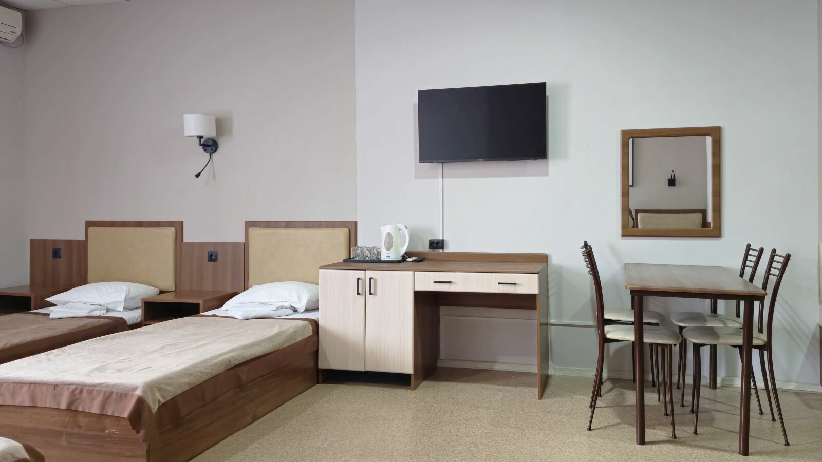 Кровать в общем 6-местном номере