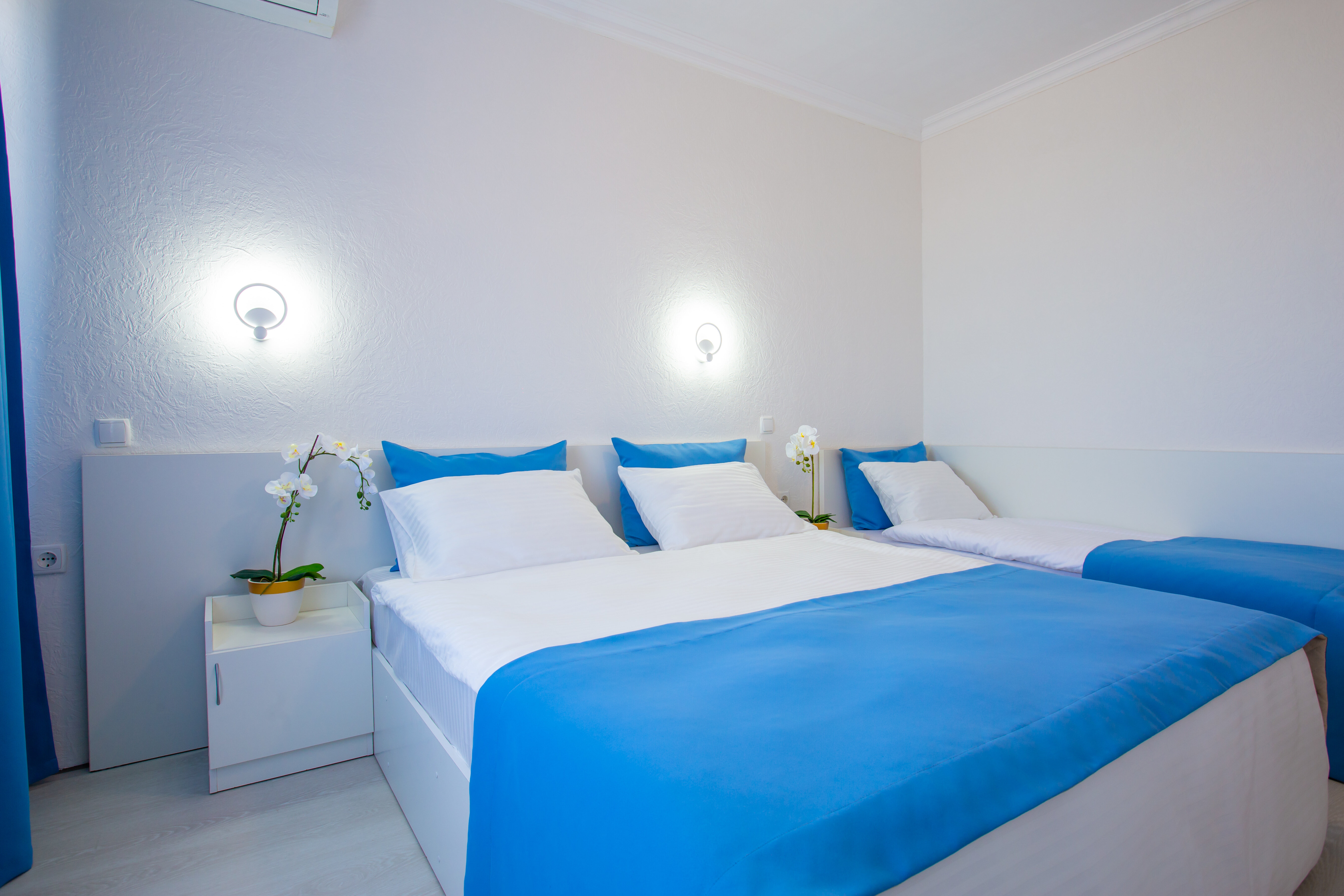 Трехместный номер с видом на море