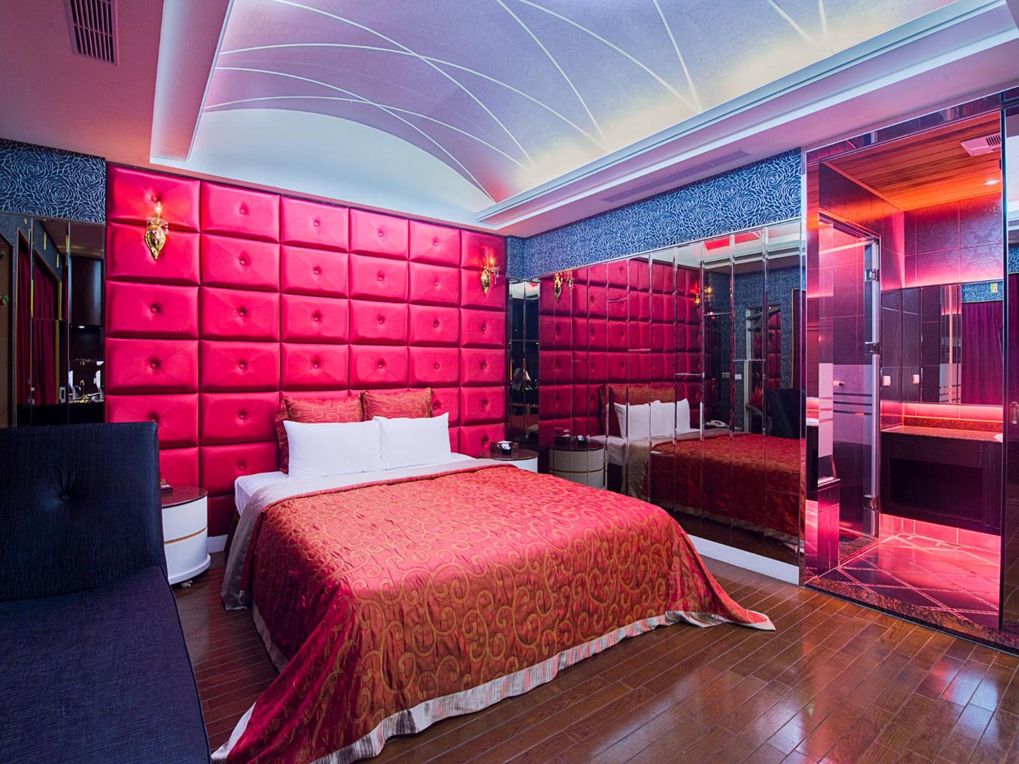 Fashion Double Suite