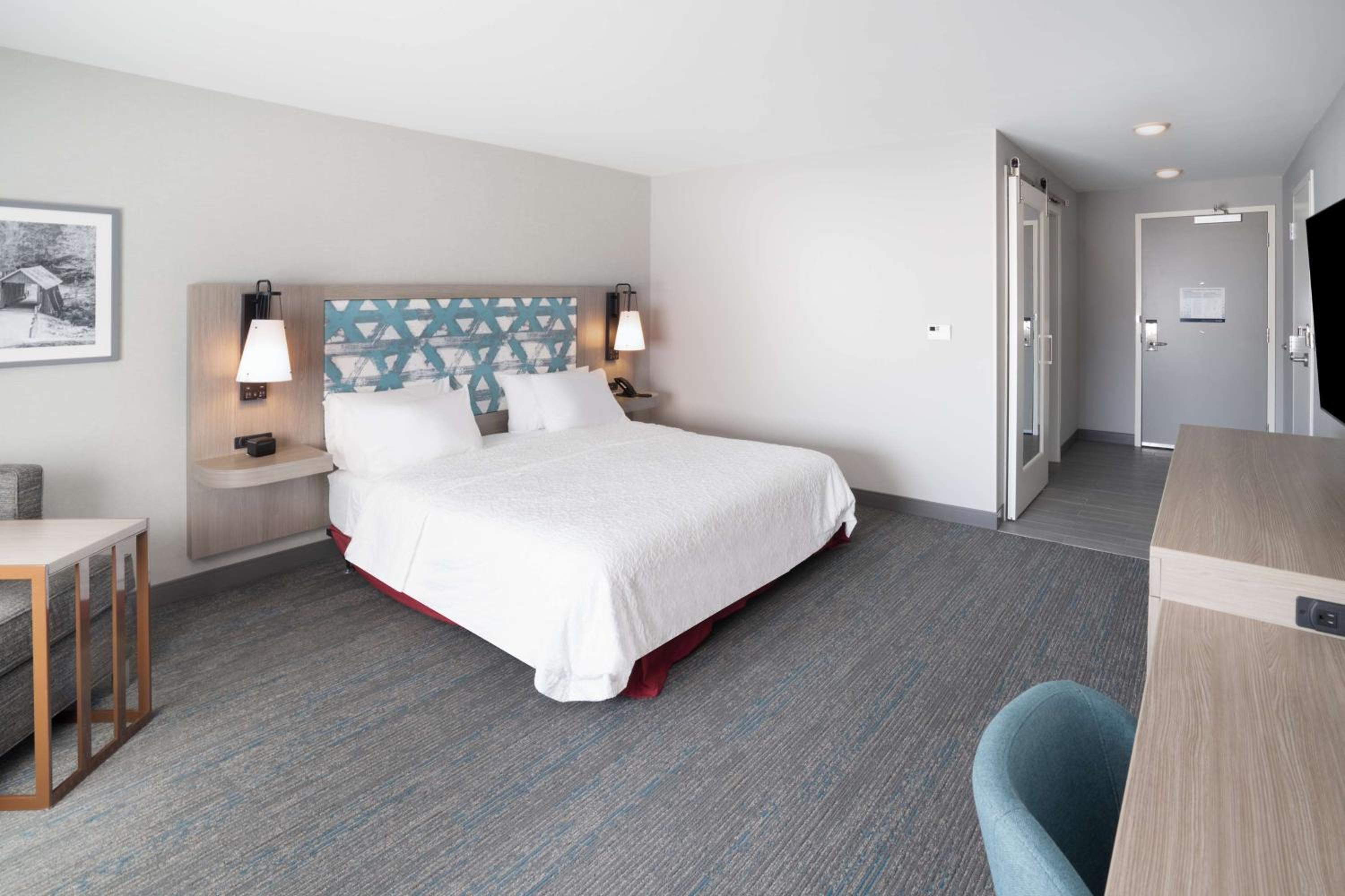 King Room - Mobility Access/Non-Smoking