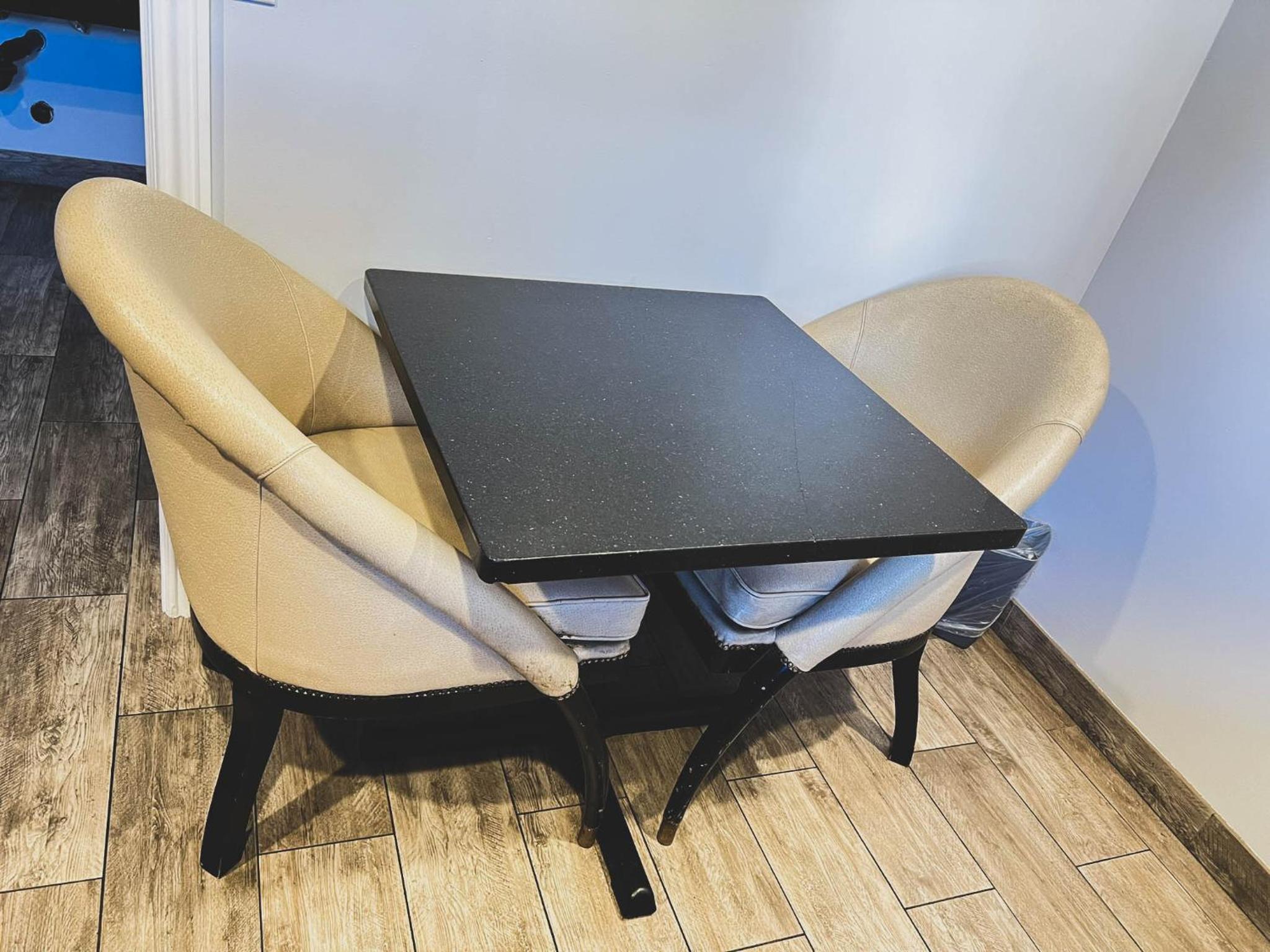 King Suite with Spa Bath and Kitchen - Non-Smoking