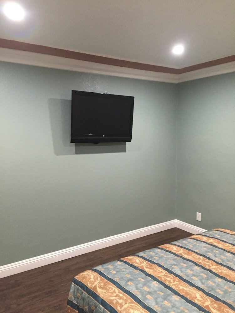 Deluxe Room, 1 Queen Bed