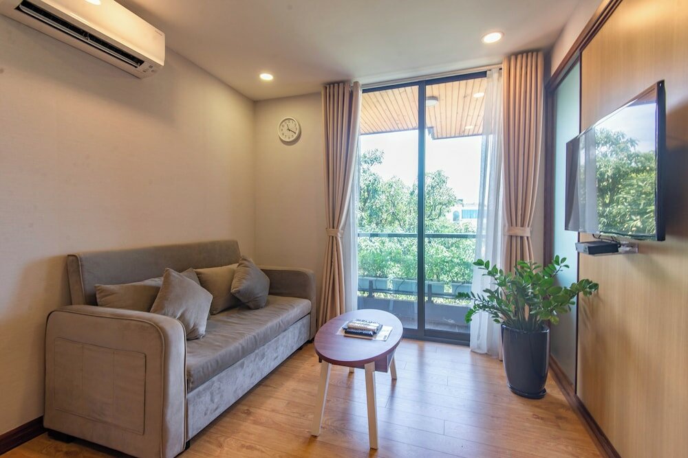 Deluxe Double Room, 1 Bedroom, Partial Lake View