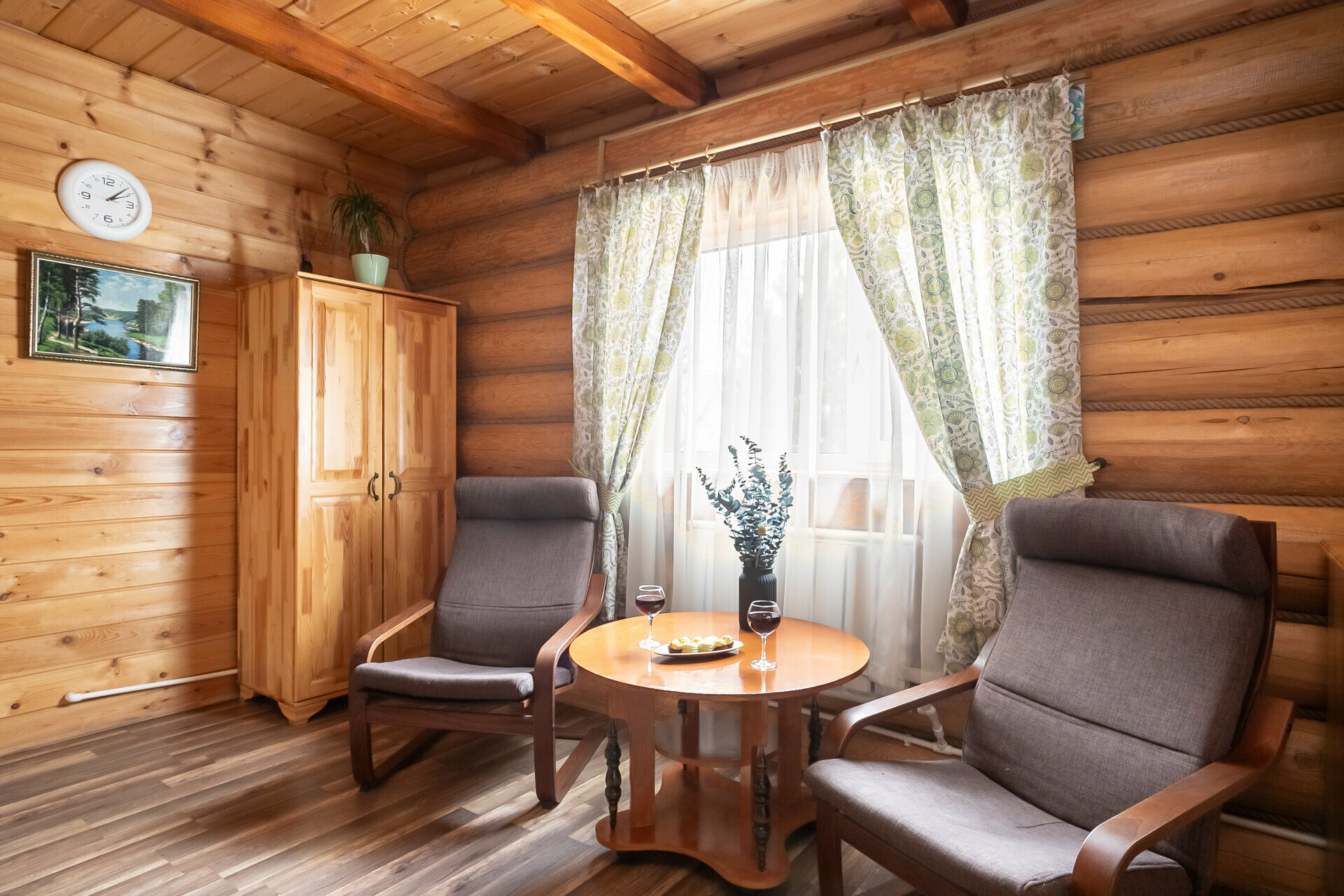 Коттедж вологодский с камином и баней №5