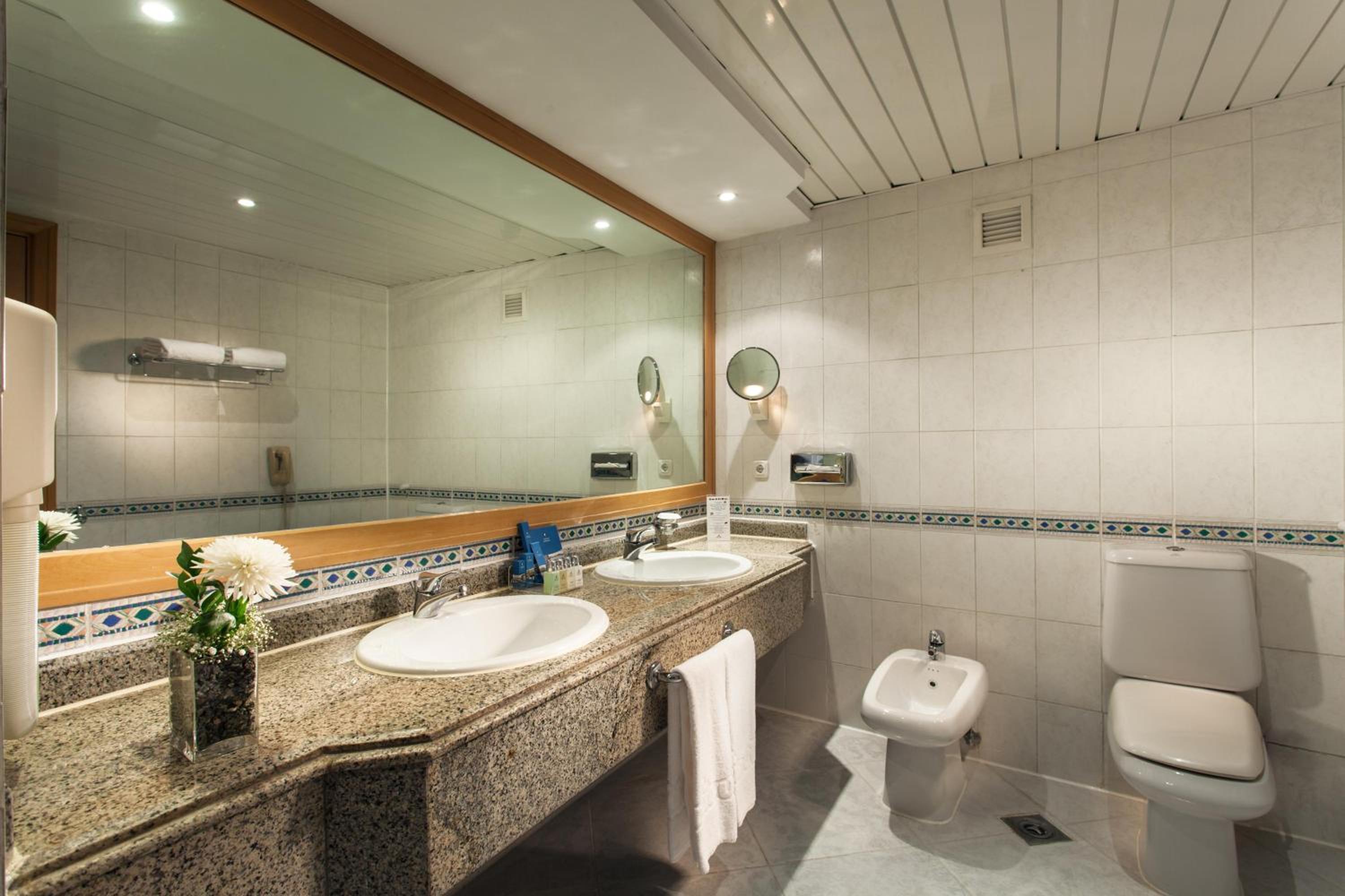 Deluxe Sea View Room