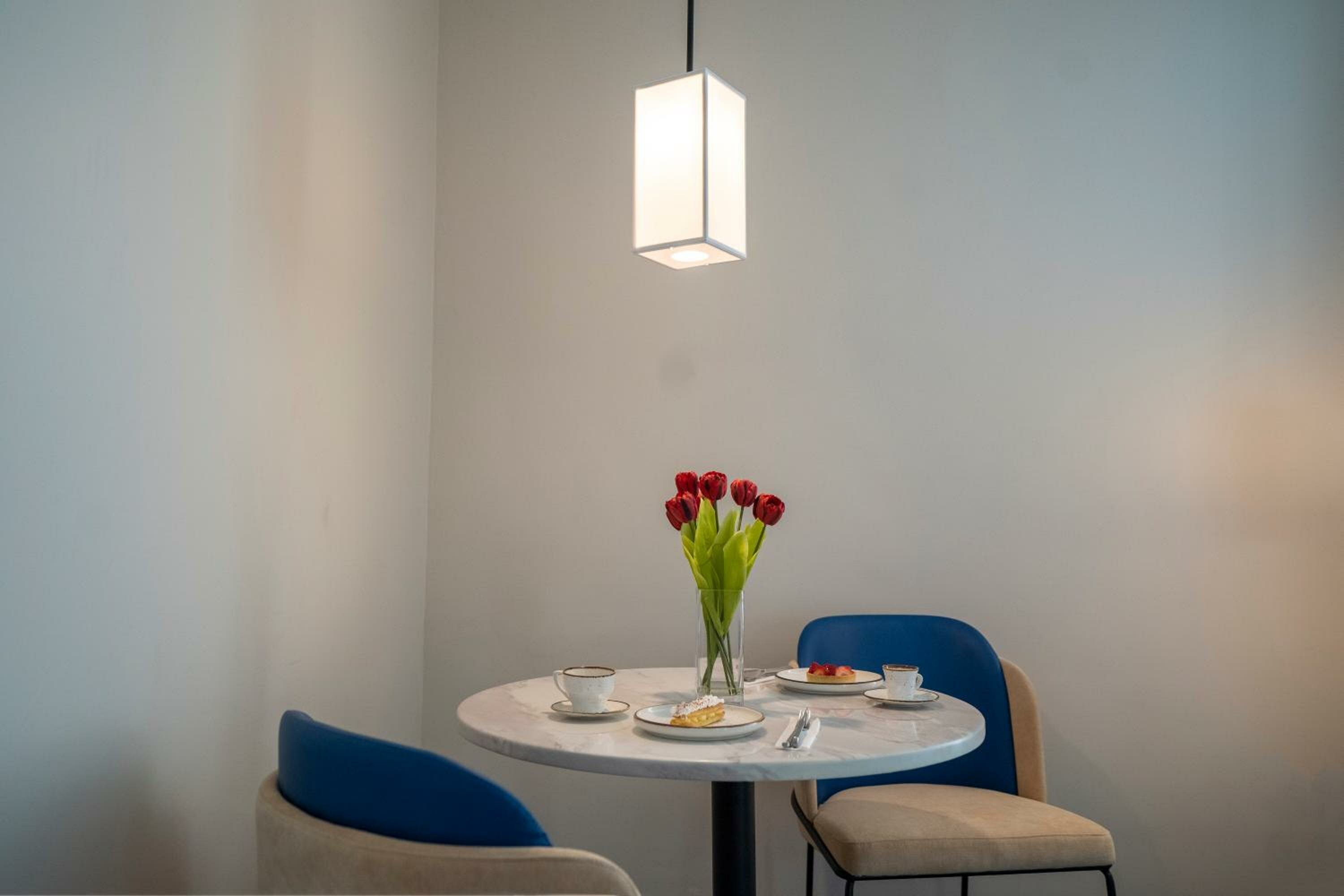 Deluxe Suite with Spa Bath