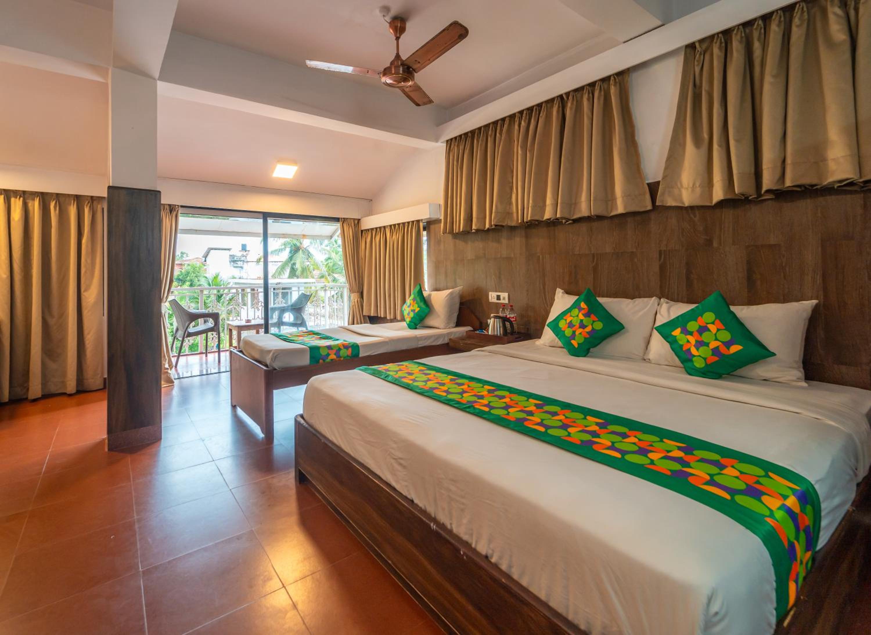 Premium Room with Pool View