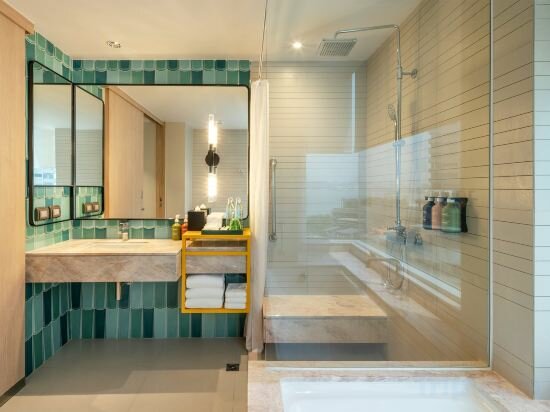 1 Bedroom Suite Pattaya Beachview Bay Tower 1 King