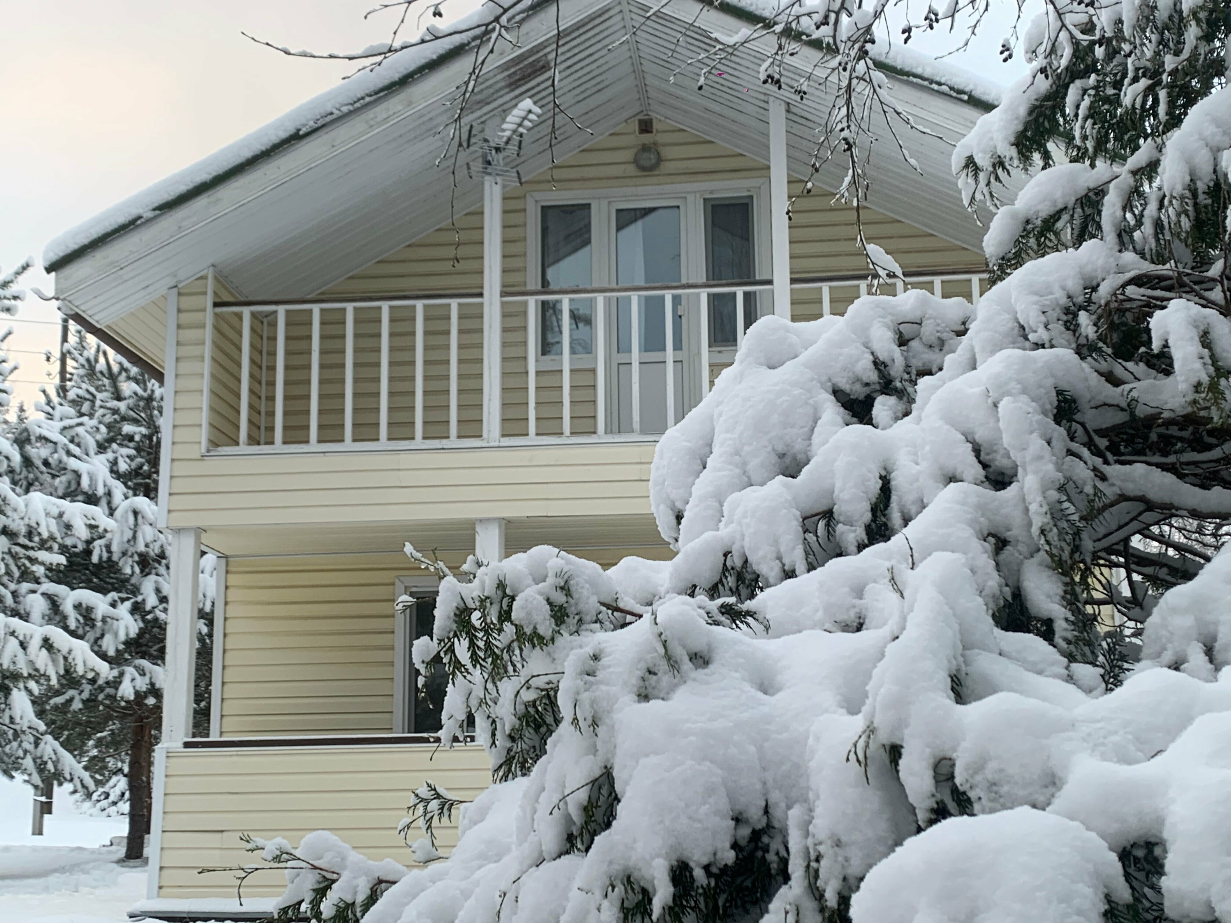 Дом N2 на 4+1 человек с сауной и беседкой с мангалом