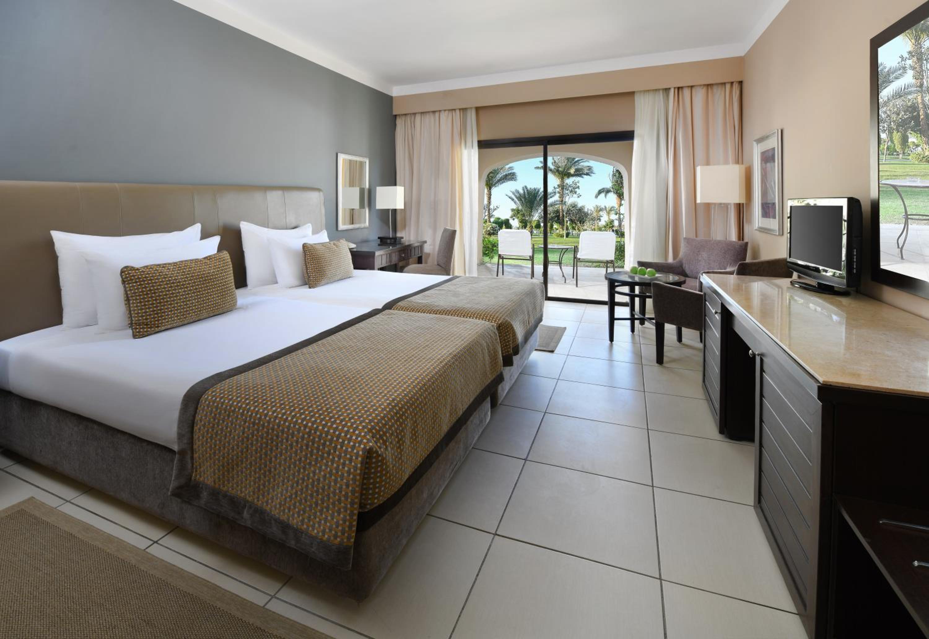 Superior Twin Room Garden View