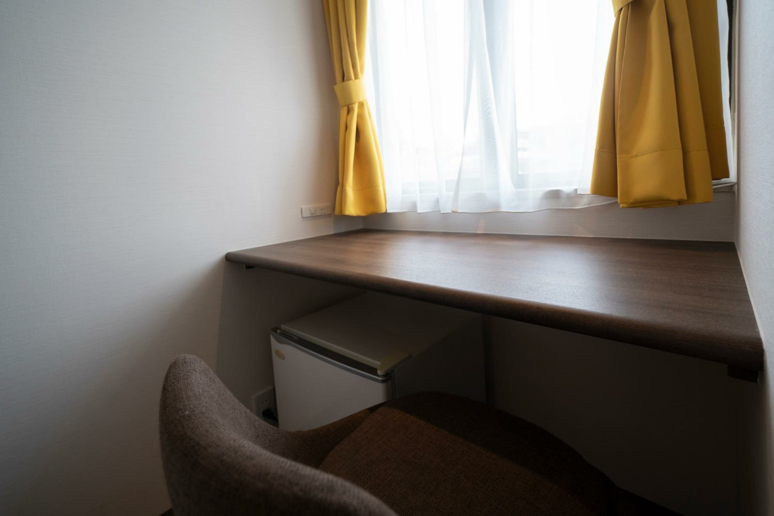 Twin Room - Non-Smoking