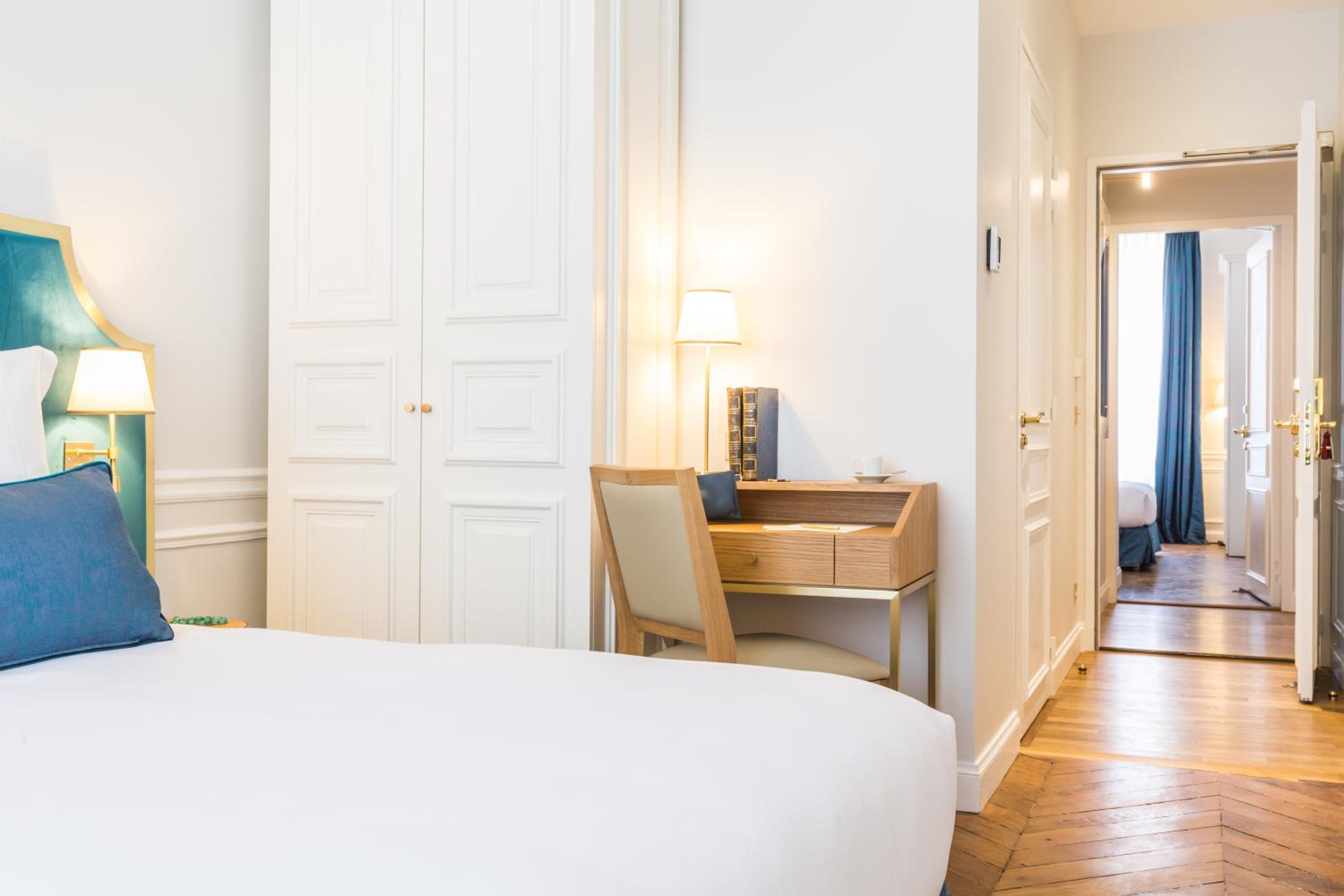 Two Connecting Double Rooms