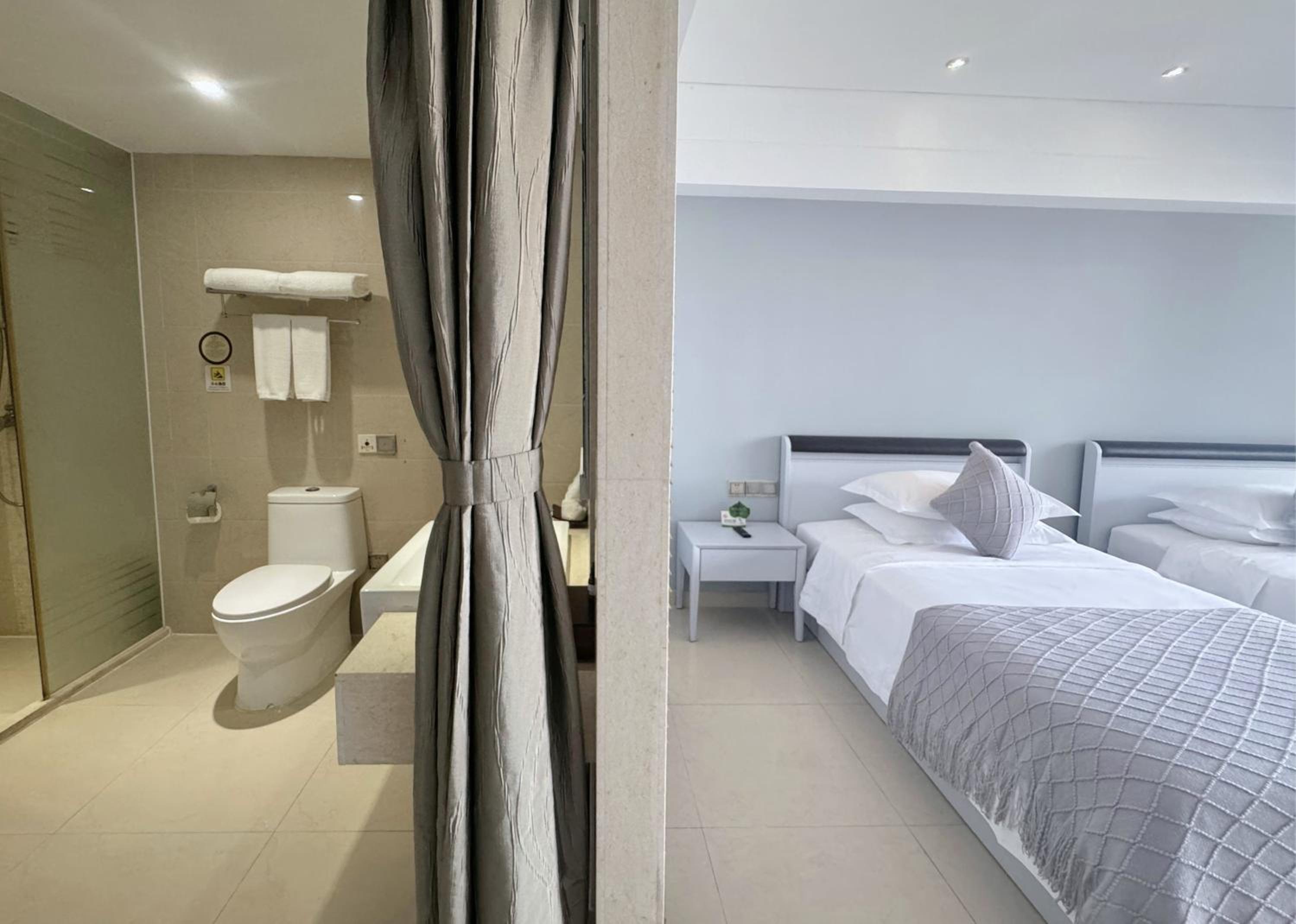 Queen Room with Sea View