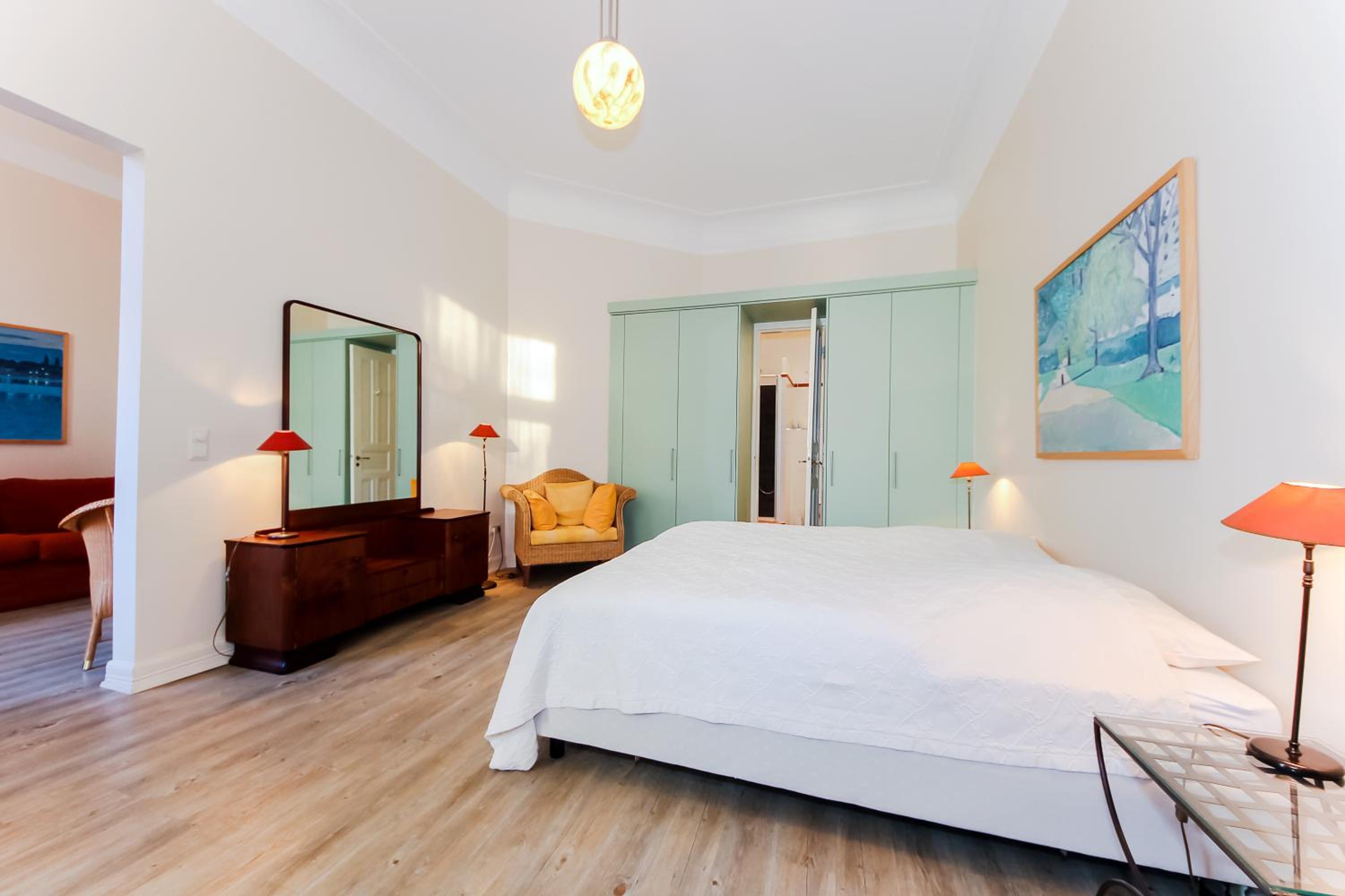 Apartment with Garden View