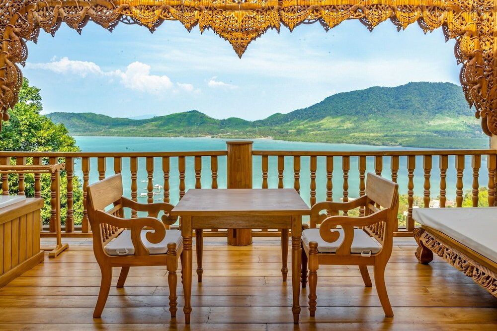 Grand Deluxe Bay View - Room Only