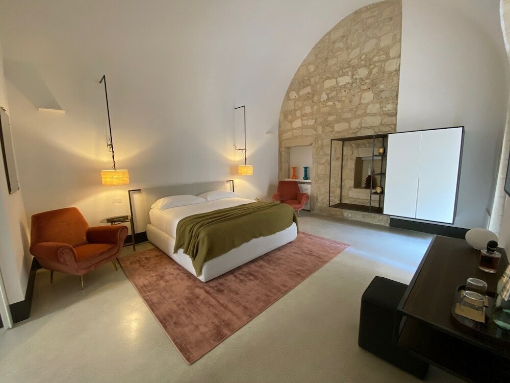 Grand Suite, Annex Building