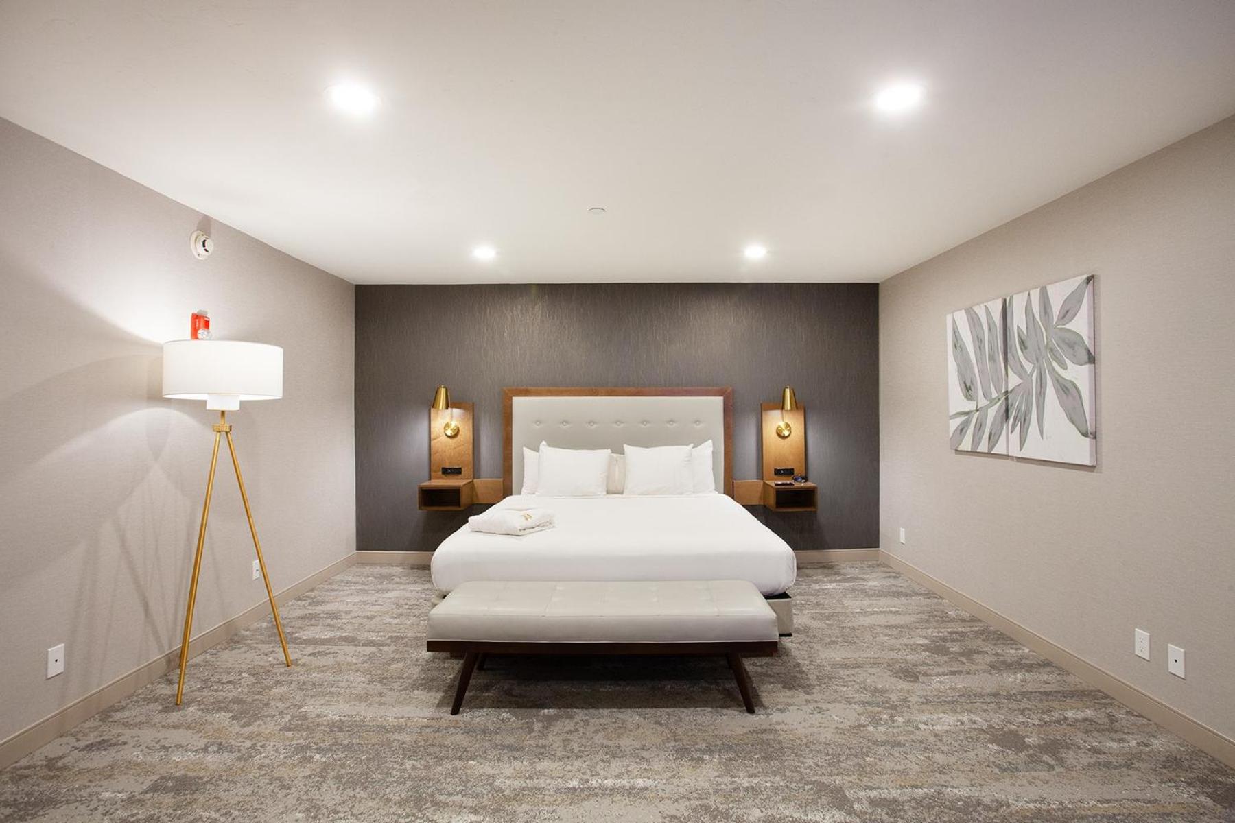 Two-Bedroom King Suite with Two King Beds, Sofa Bed, Spa Bath and Living Room - Non-Smoking