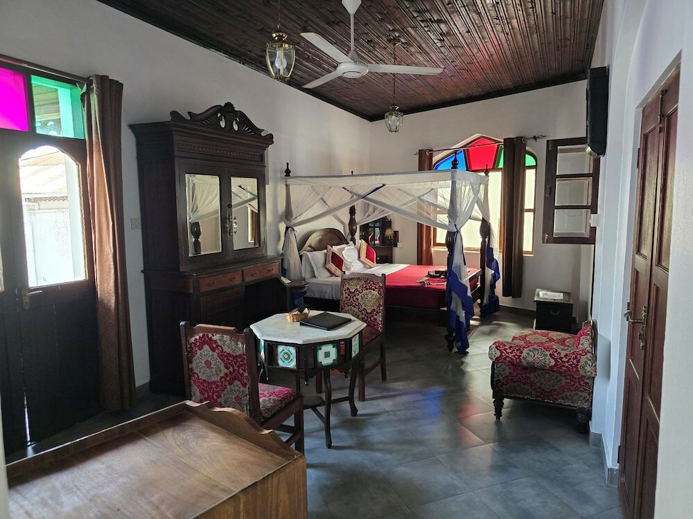 Deluxe Room, Pool View