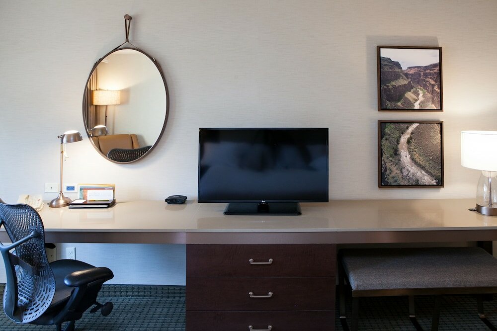 Two Queen Bed River View