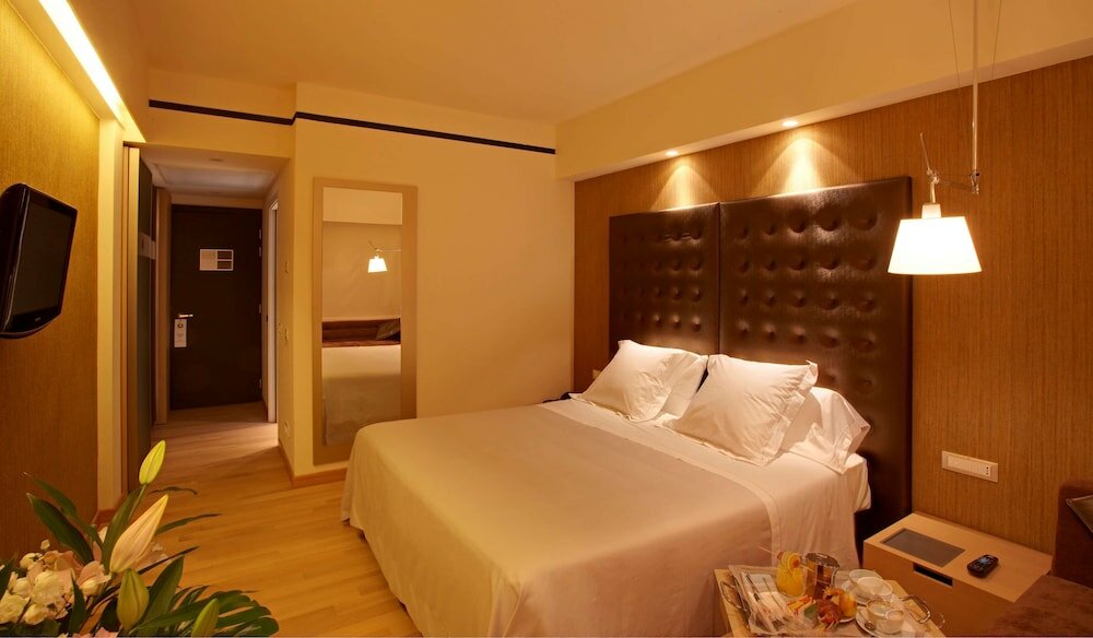 Standard Room, 1 King Bed (Twin bed on request)