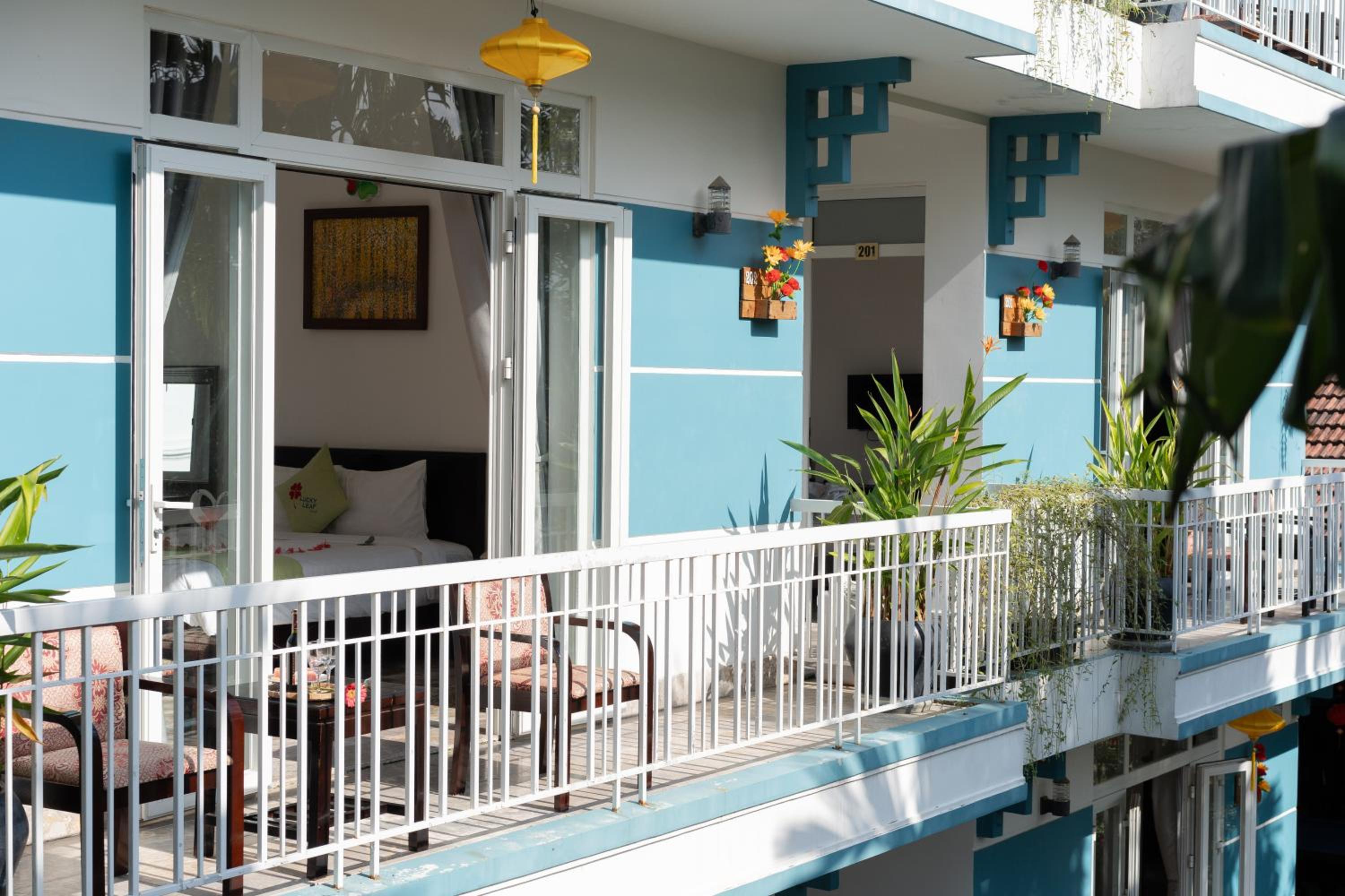 Deluxe Double or Twin Room with Pool View