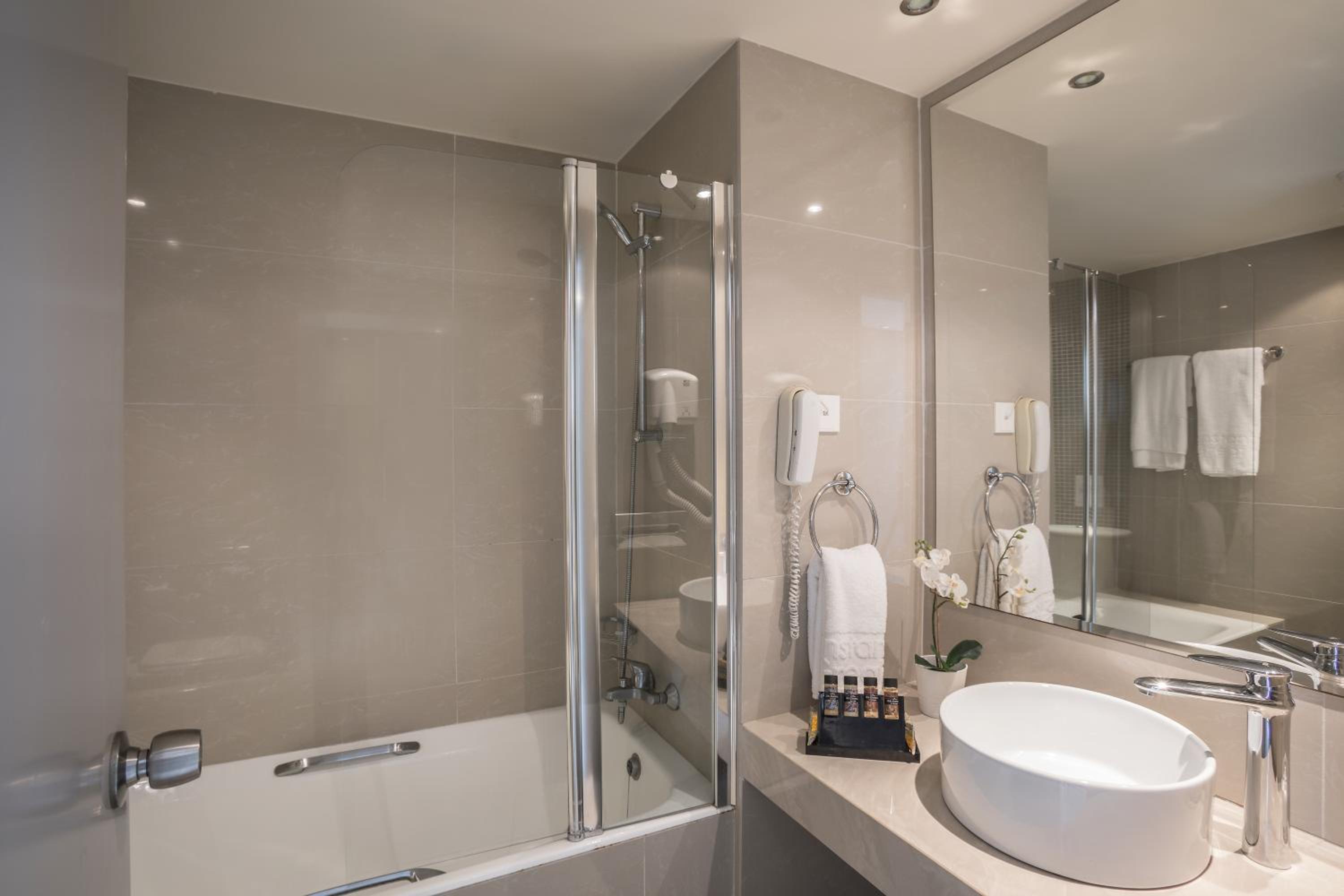 Standard Double or Twin Room with Inland View