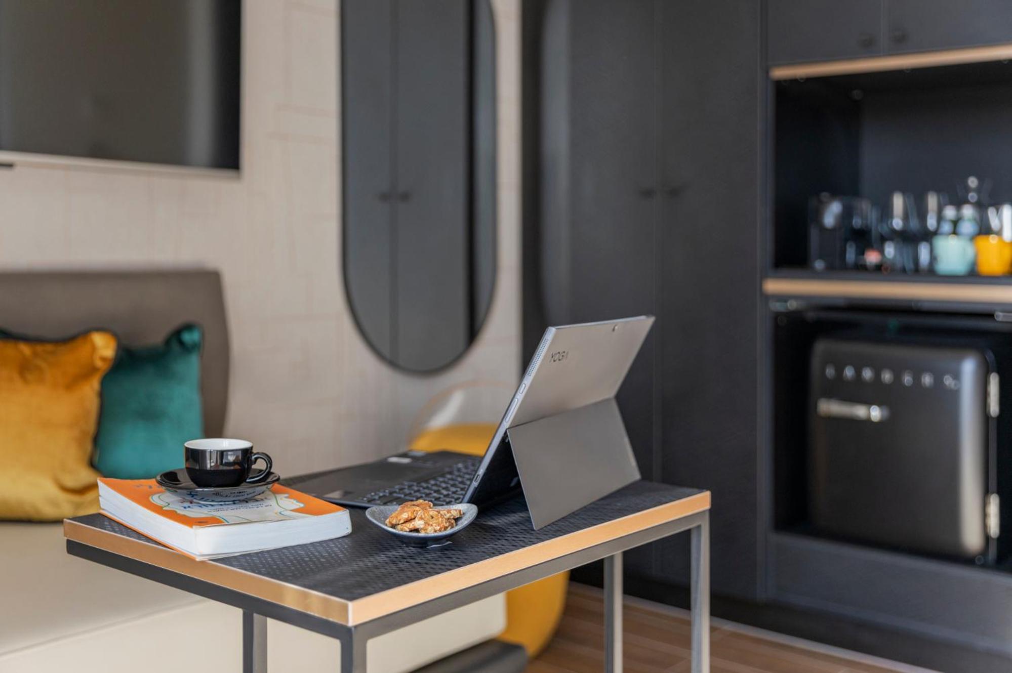 Deluxe Room with Balcony