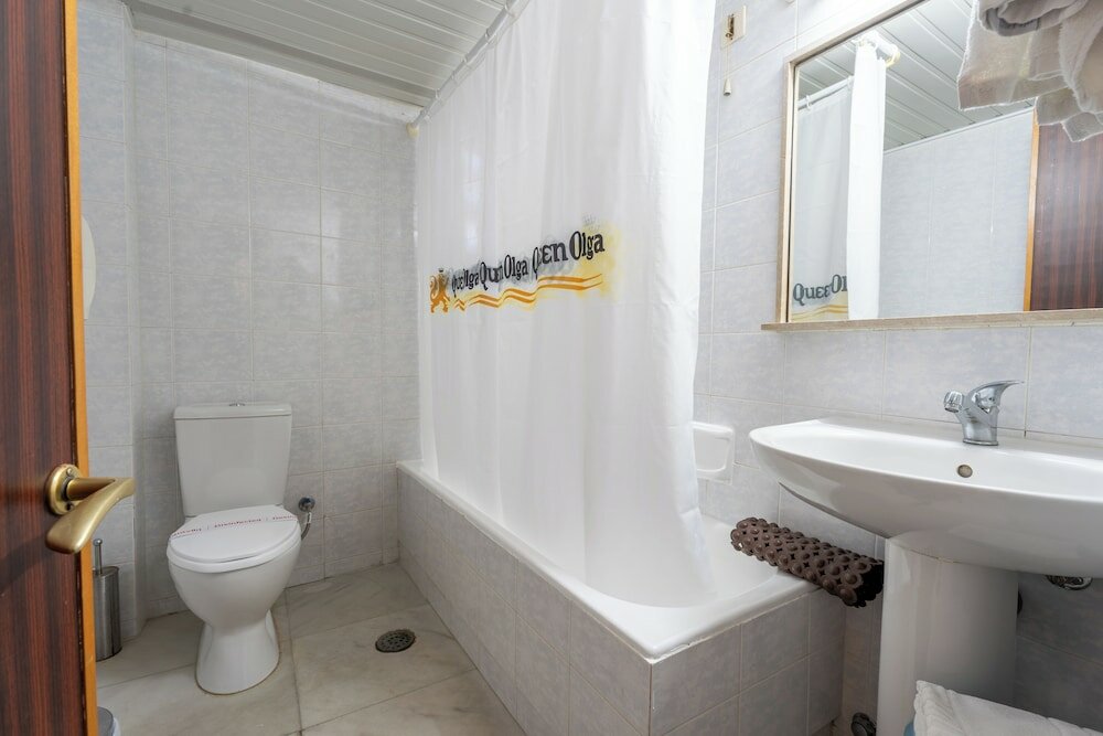 Standard Triple Room, Balcony, City View