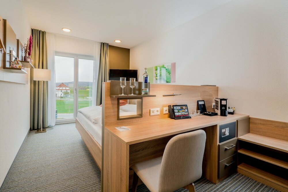 Classic Room, 1 Queen Bed