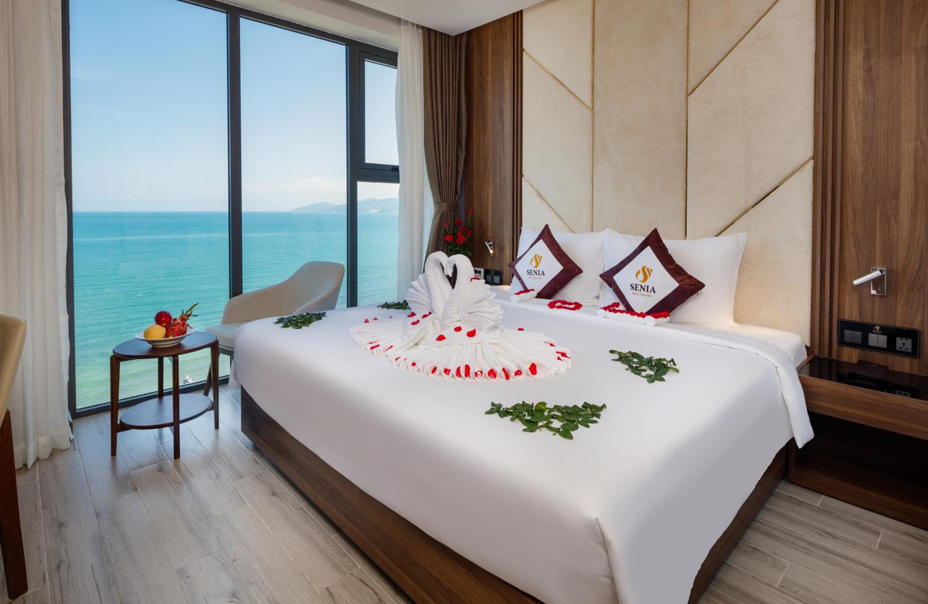 Deluxe Sea View High Floor