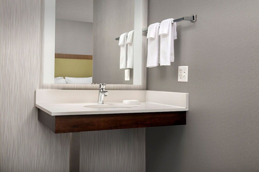 Suite, Multiple Beds