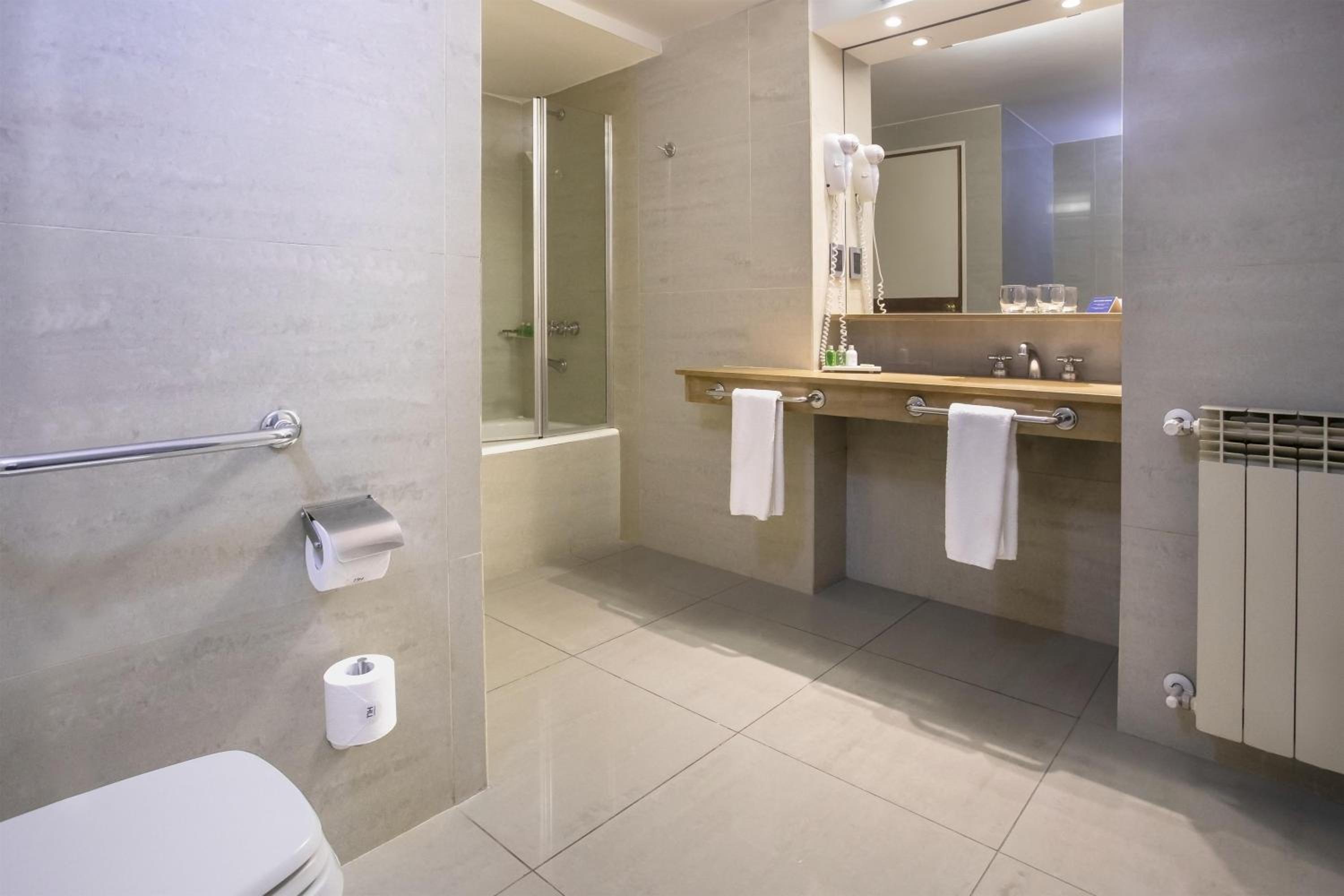 Superior Double or Twin Room with Extra Bed (2 Adults + 1 Child)