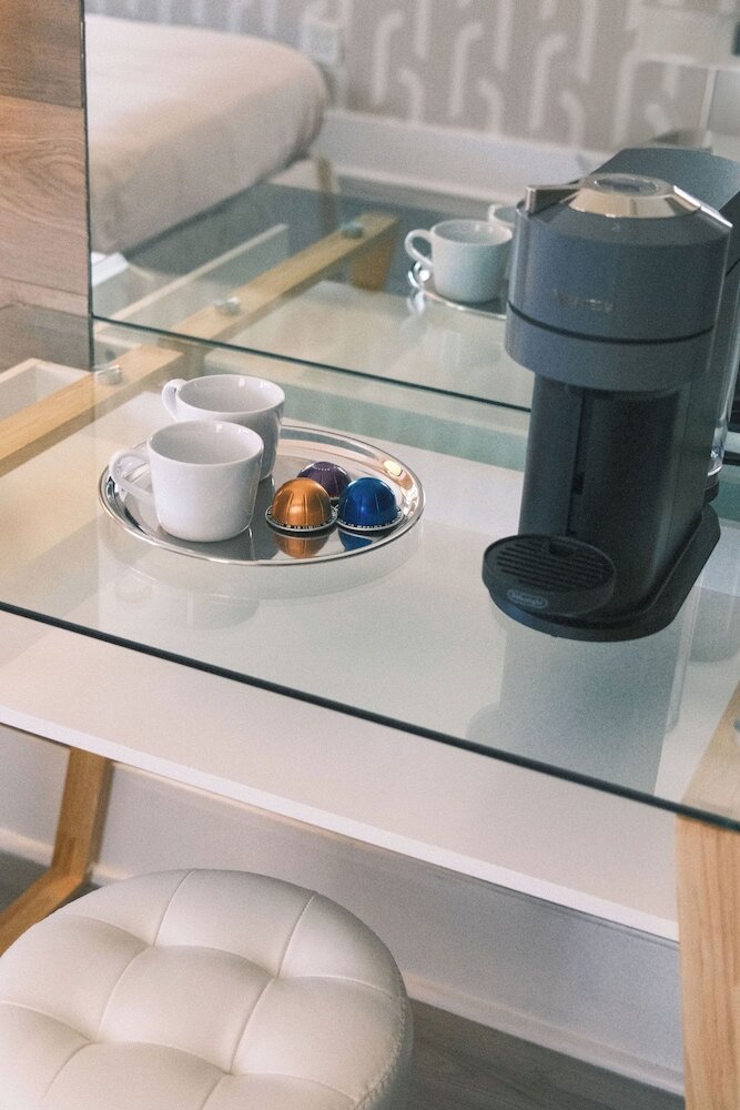 Premium Single Room, 1 King Bed